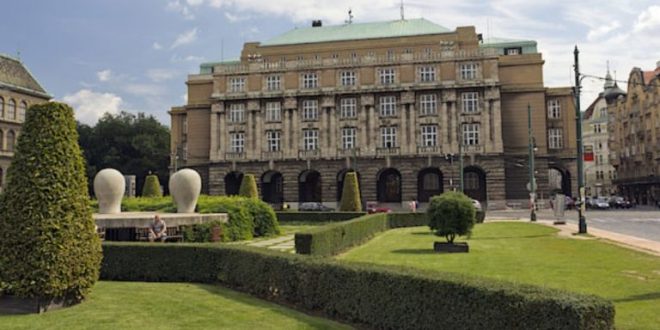 universidades de República Checa