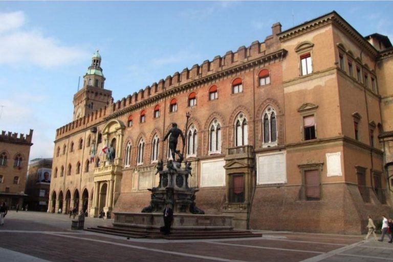 Université de Bologne