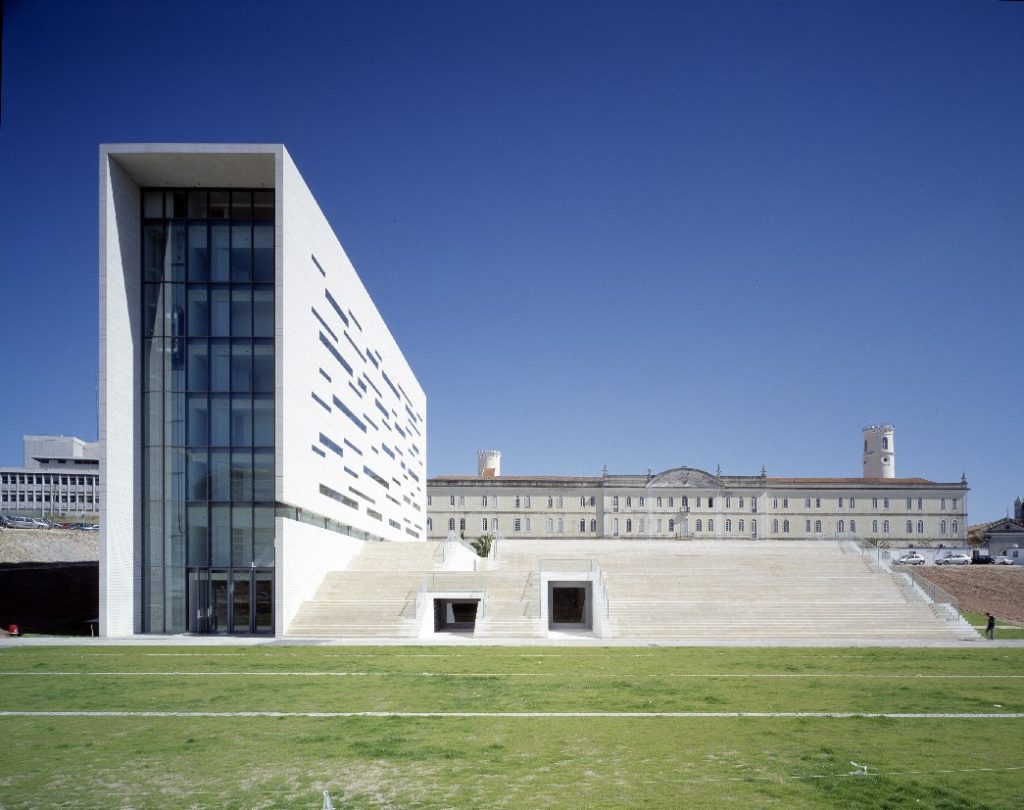 Université NOVA de Lisbonne