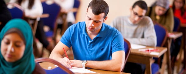 المنح الدراسية بالجامعات الأمريكية